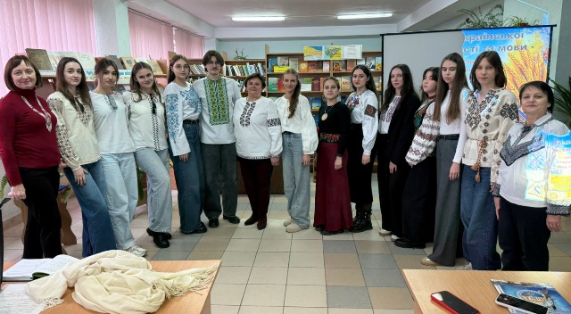 В університетській бібліотеці під час заняття